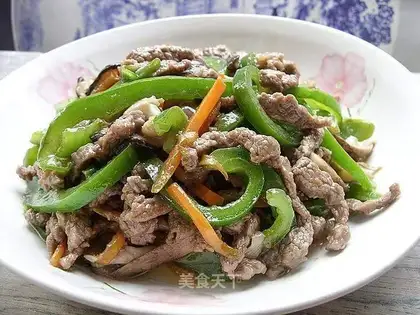 Beef tenderloin with sweet pepper