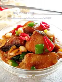 Braised crispy fish in beer