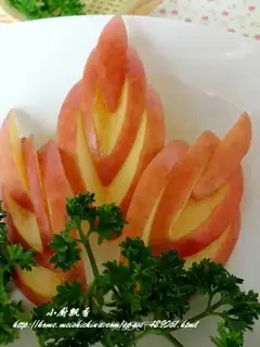 cut apple