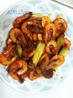 fried prawns in oil