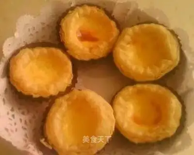 Crispy egg tarts