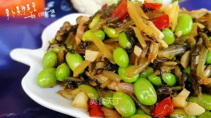 stir-fried edamame with radish and vegetable
