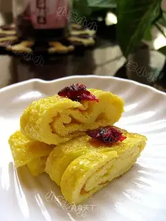 Simple egg roll