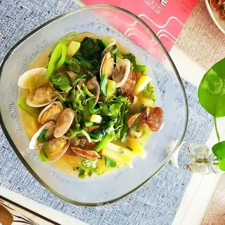 Little cabbage toad soup