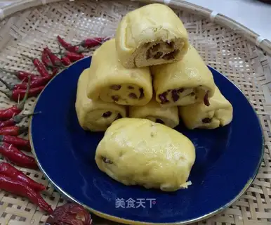 Pumpkin rolls