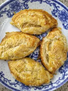 Eggskin banana pie