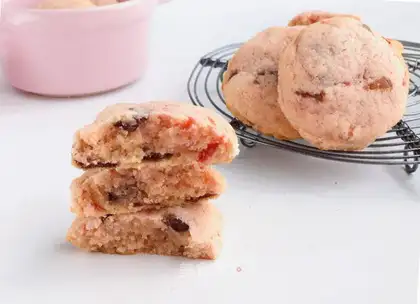 Strawberry chocolate soft cookies