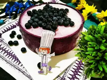 Blueberry stake ice cream cake