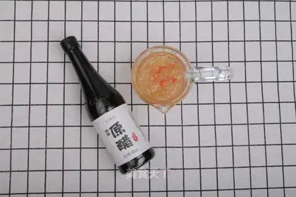 Silver vinegar