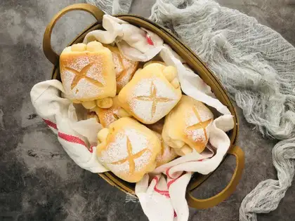 The tuna milk roll