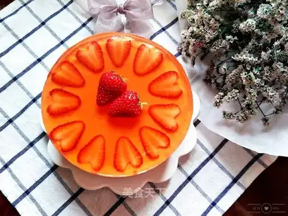Strawberry Mirror Moose