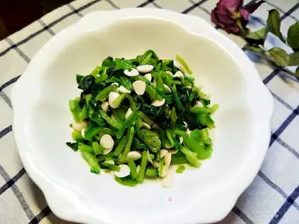 Spinach almonds