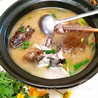 Fishheads with red potato fans