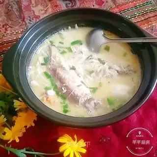 Snack radish soup