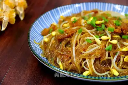 A bean sprouts fan