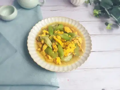 Smelt fried eggs