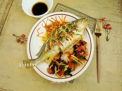 Steamed flowerfish