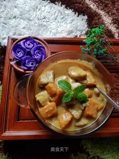 Pumpkin curry and coconut