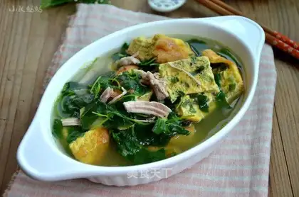 Strawhead eggs, skinny broth