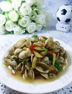Precious plum clams