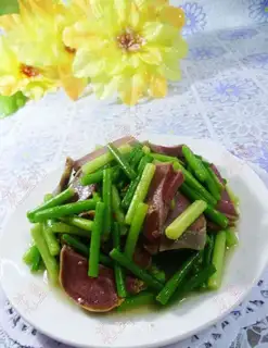 A pig's tongue