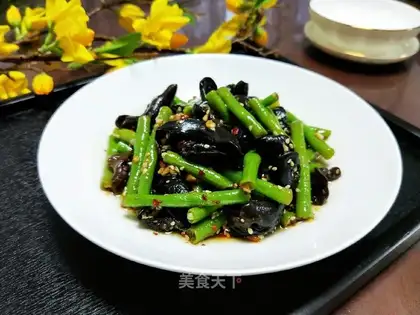 ♪ Cold-mucked beans ♪