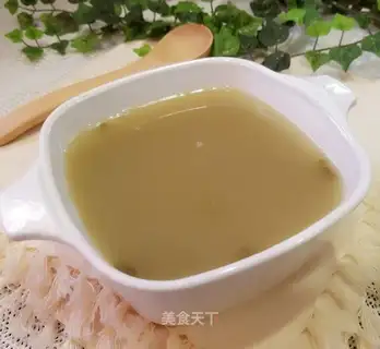 Creamfish green bean soup