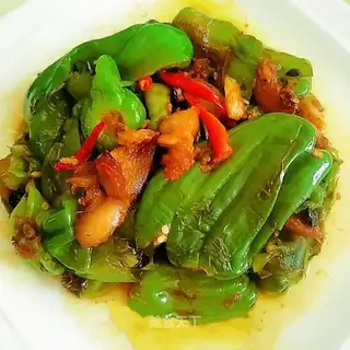 Tied pepper