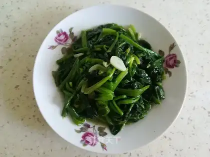 Scrambled spinach