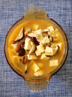 Tofu cactus soup