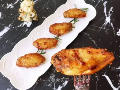 Honey, garlic chicken wings