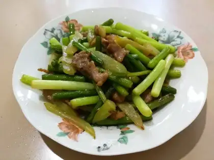 Garlic fried meat