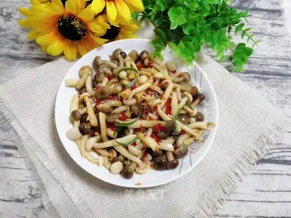 Bumped peppers with mushrooms