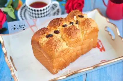 Sour yogurt toast