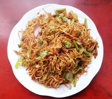Fried noodles