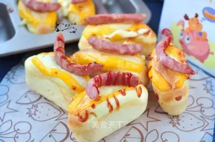Sausage cheese bread