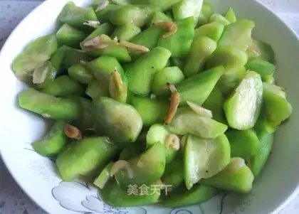 Shrimp-covered silk