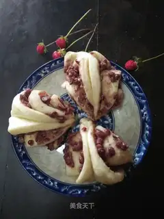 Bean rolls