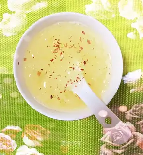 Rose silver ear soup