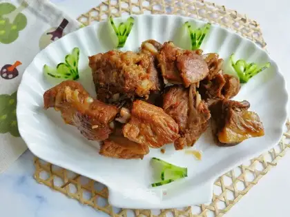 Red burn ribs