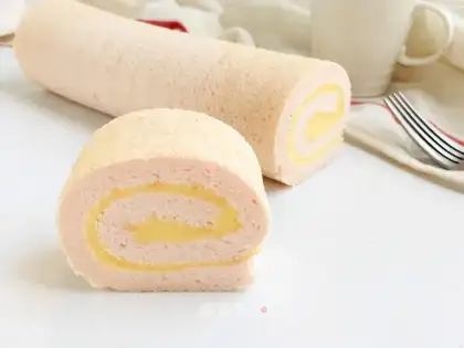Strawberry Angel roll