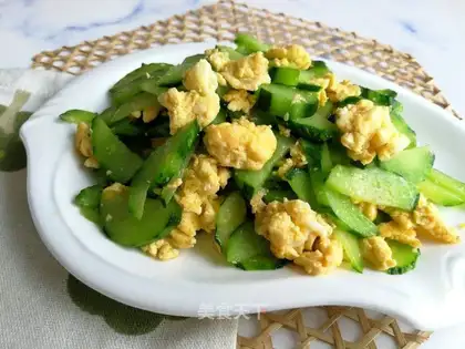 cucumber fried eggs