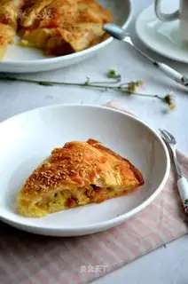 A greasy chicken pie