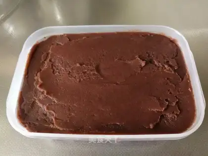 Homemade red bean sand