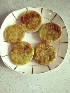 Egg onion ring breakfast cake