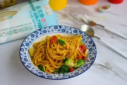Peanut noodles
