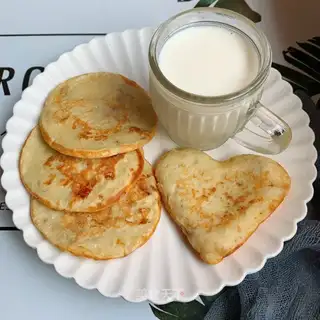 Banana omelet