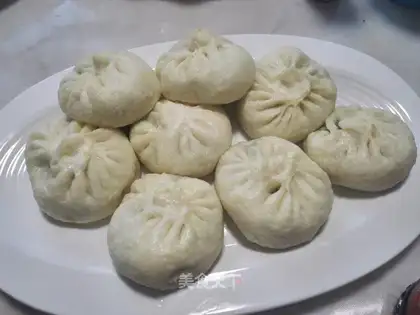 Spinach buns