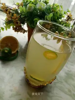 Orange lemonade