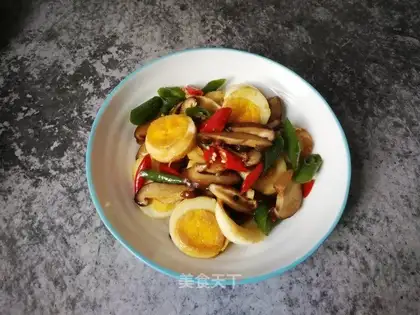 Frozen pepper fried eggs